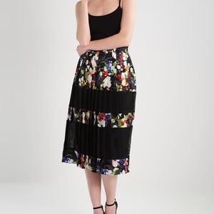 Banana Republic Ladies Pleated Black & Floral Print Midi Skirt - 0